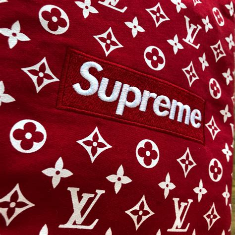 supreme louis vuitton 2000|does louis vuitton own supreme.